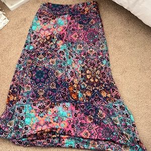 Colorful Maxi skirt size Large